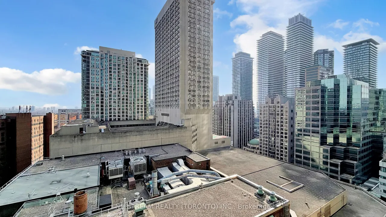 771 Yonge Street — photo 40