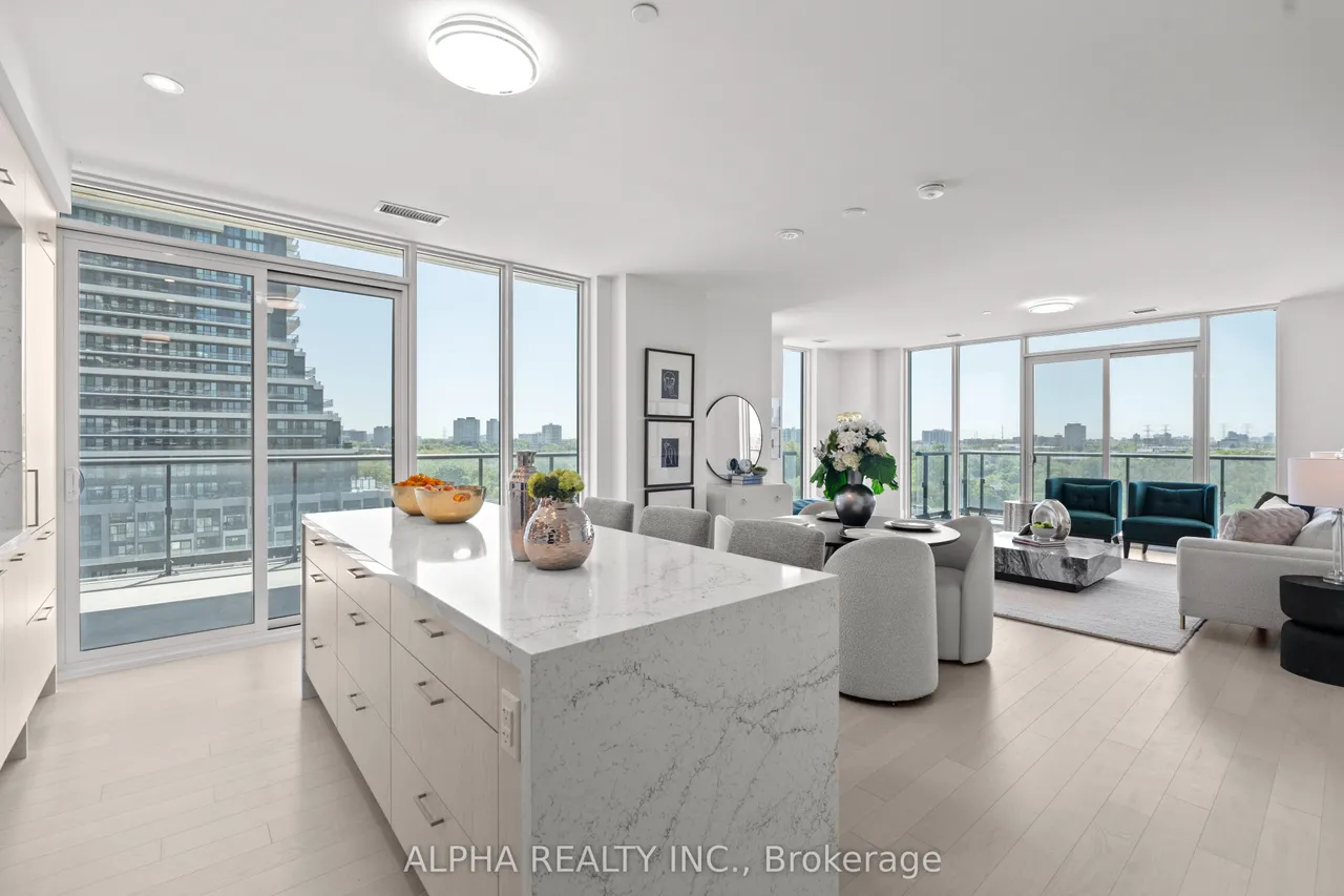 10 Inn On The Park Drive — photo 3
