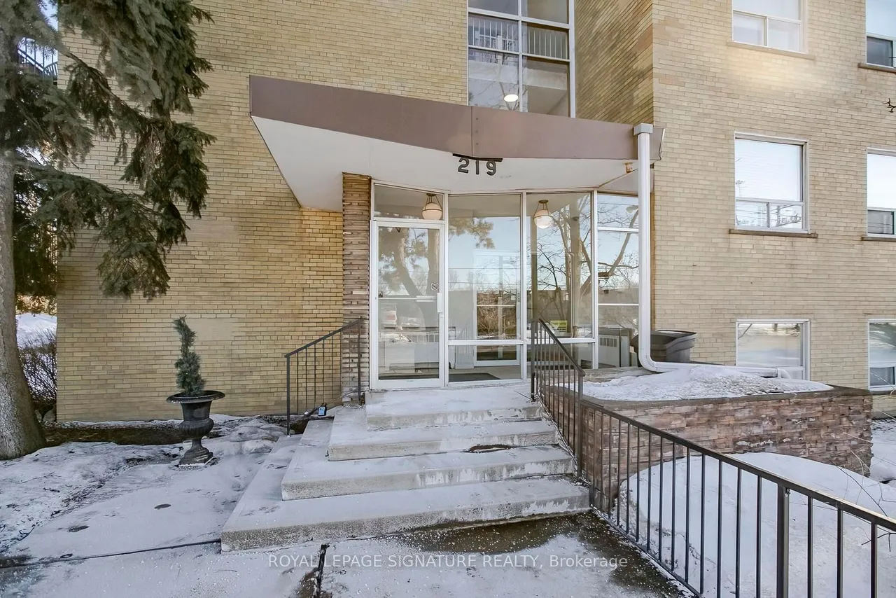 219 Wilson Avenue — photo 3