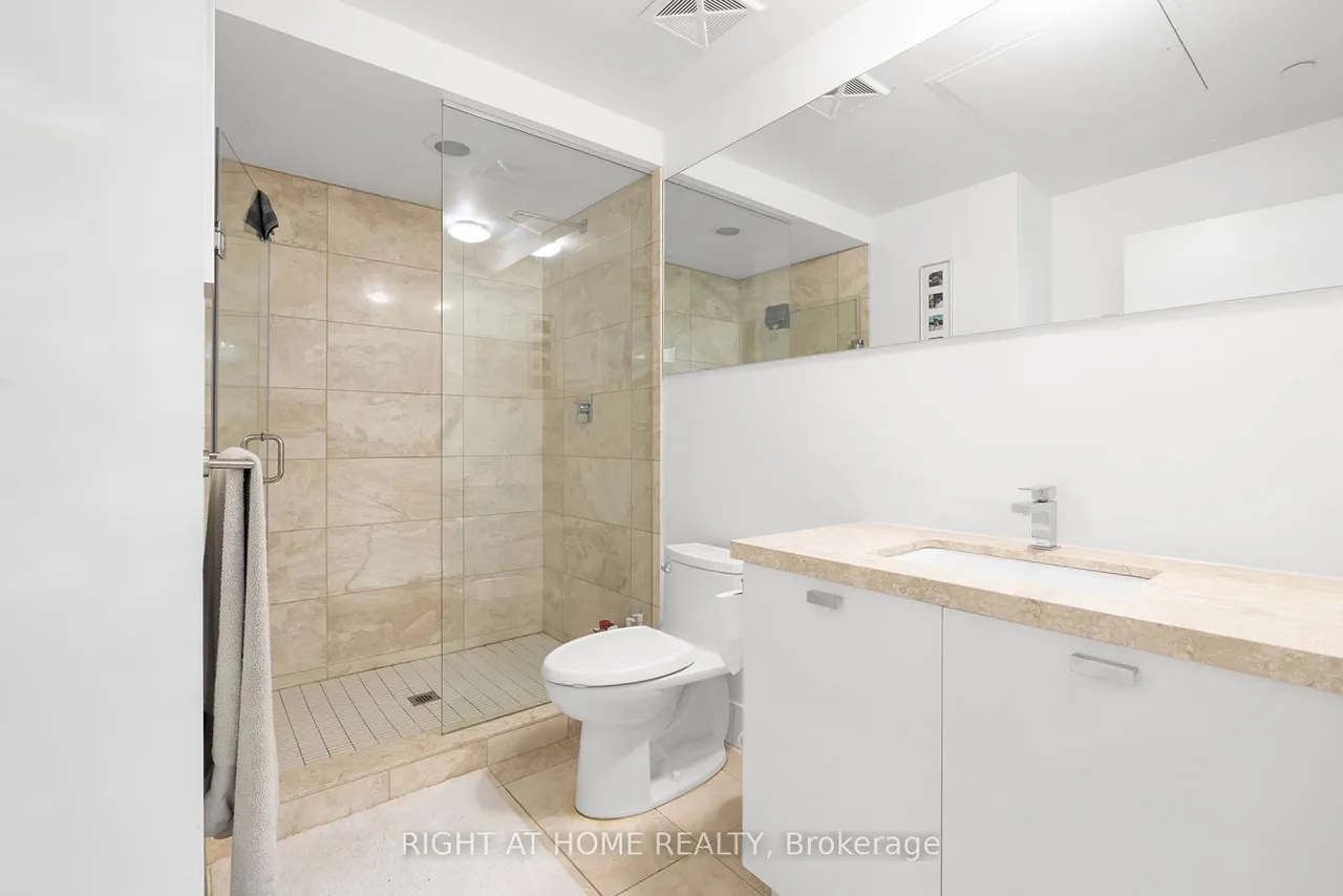 32 Davenport Road — photo 18