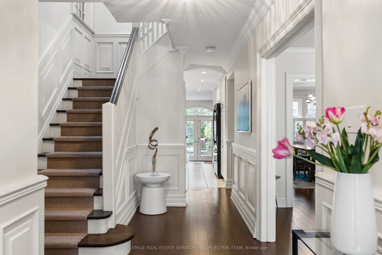 304 Heath Street E — photo 3