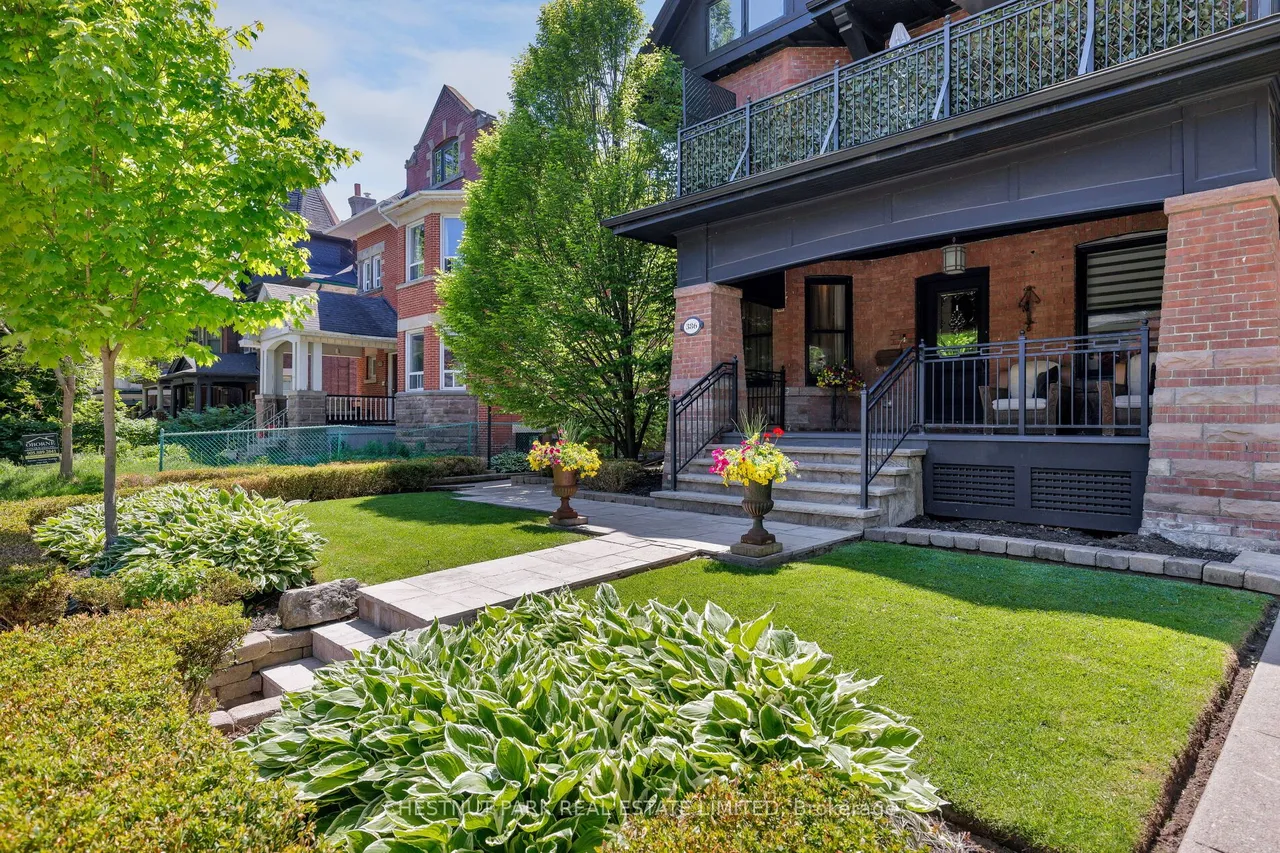 386 Palmerston Boulevard — photo 3