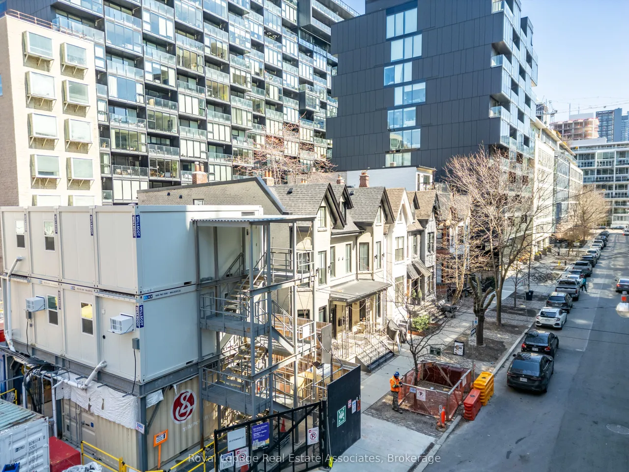 54 Stewart Street — photo 40