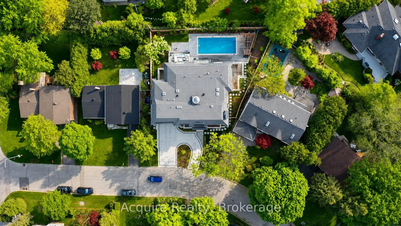 55 Leacroft Crescent — photo 40