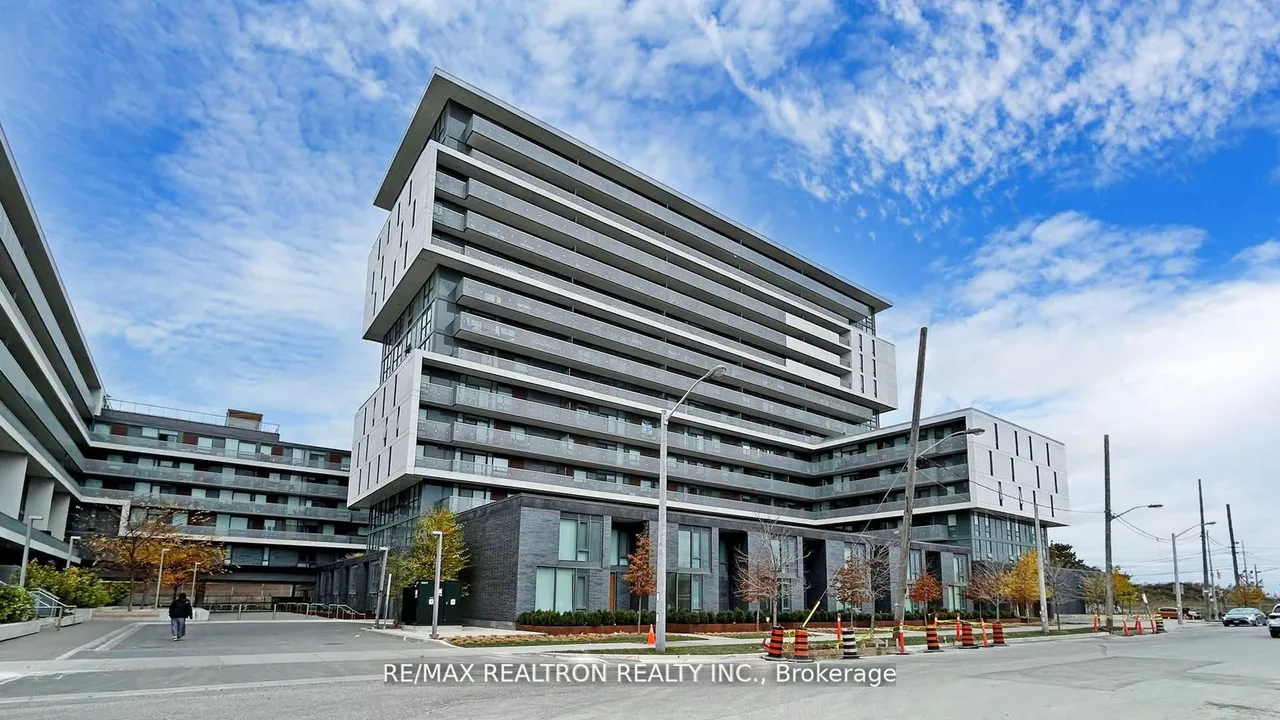 120 Varna Drive — photo 2