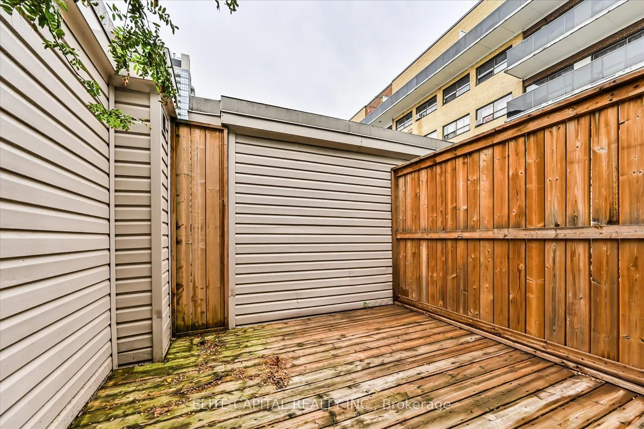415 Jarvis Street — photo 26