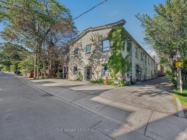 65 Bellwoods Avenue
