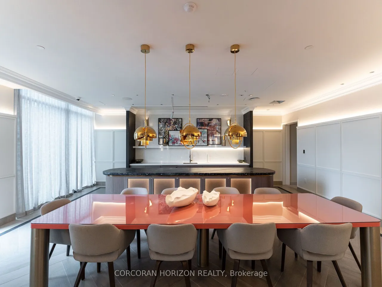 30 Inn On The Park Drive — photo 22