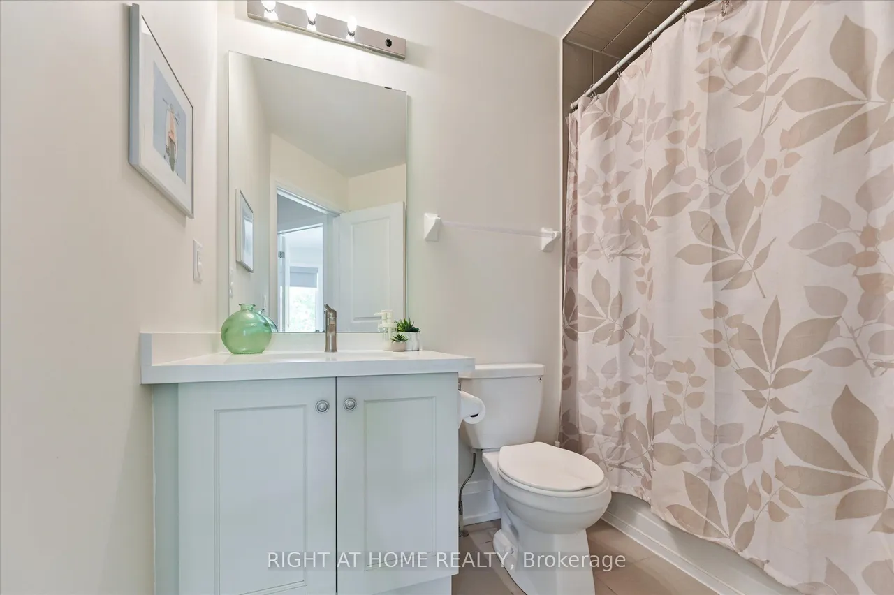 18 Kenneth Wood Crescent — photo 11
