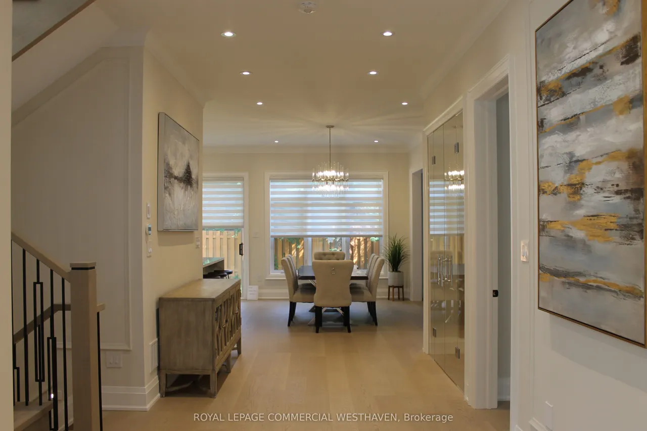 98 Charleswood Drive — photo 3