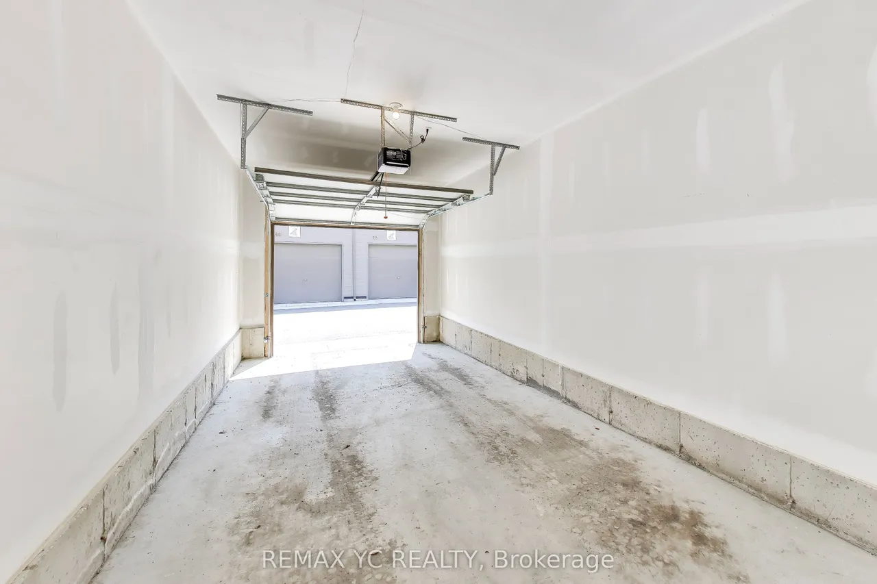 18 Deep Roots Terrace — photo 32