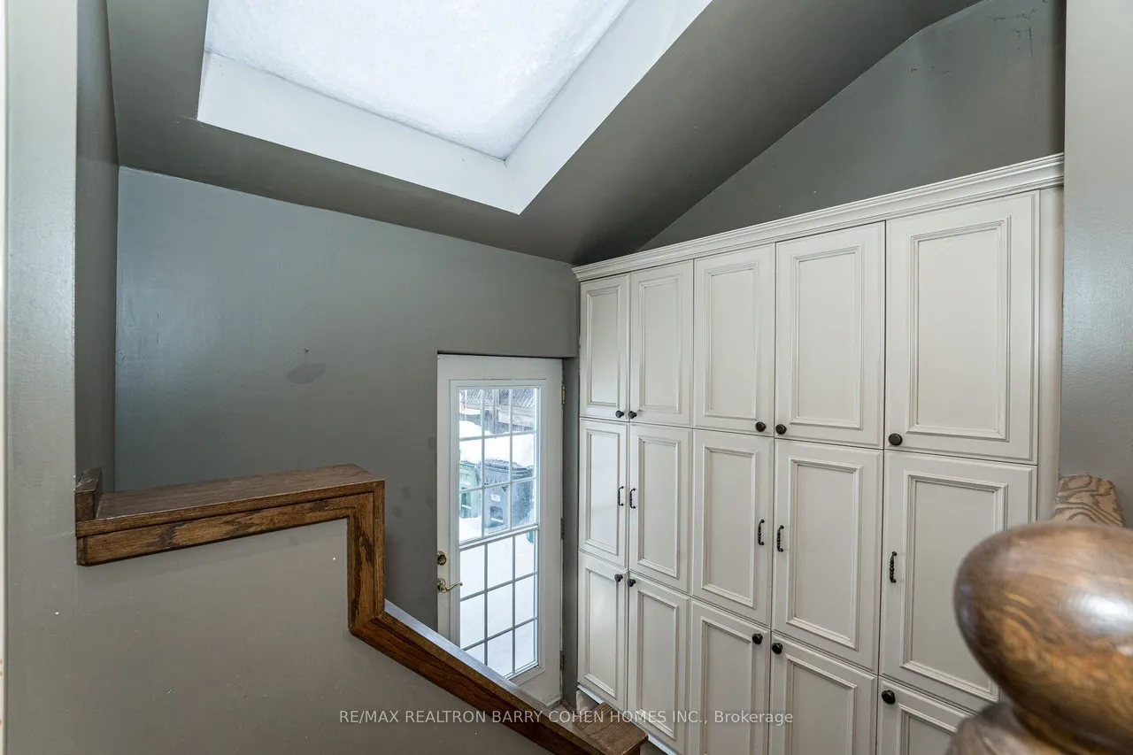 28 Dunvegan Road — photo 3