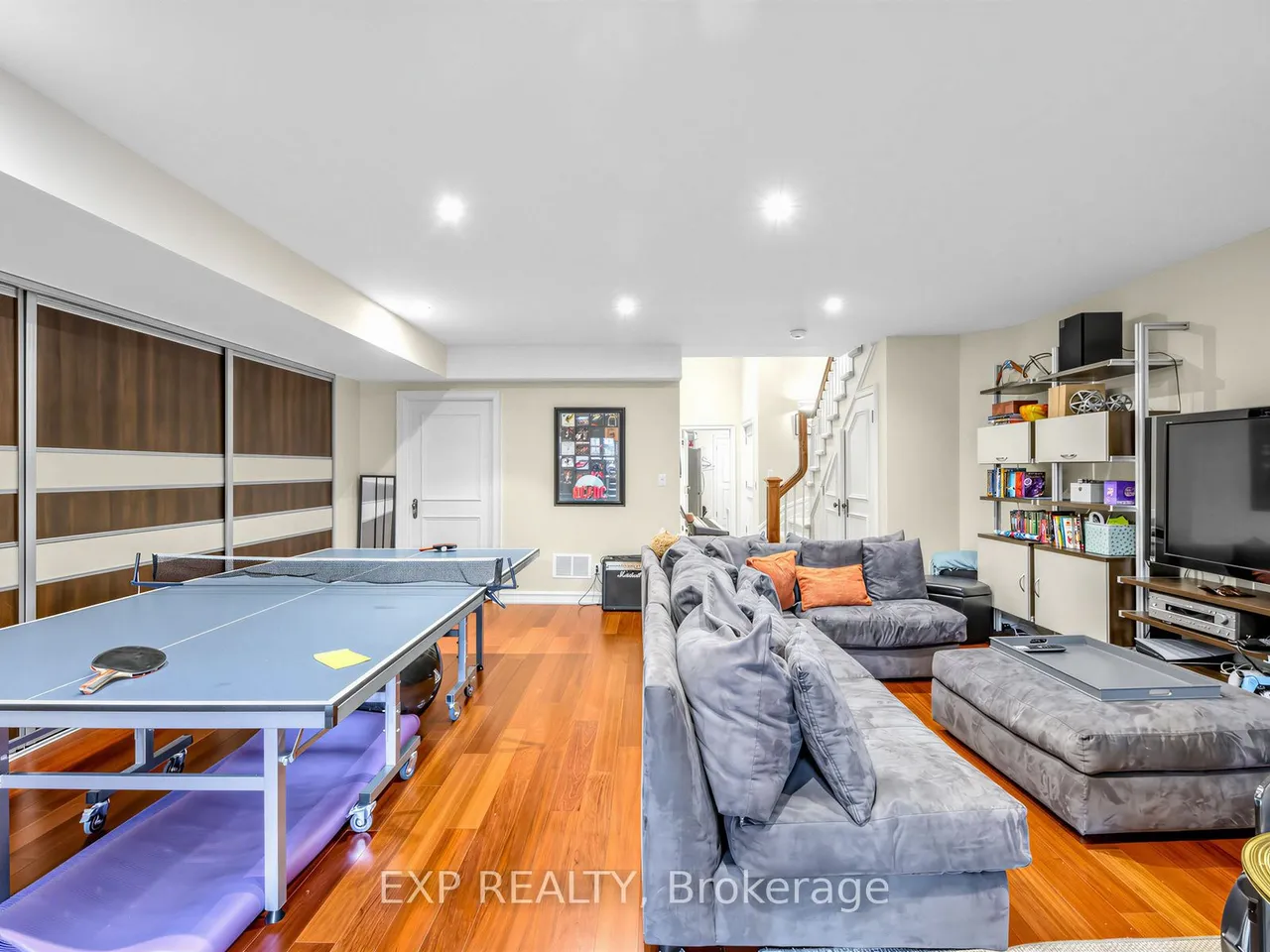 241 Poplar Plains Street — photo 15