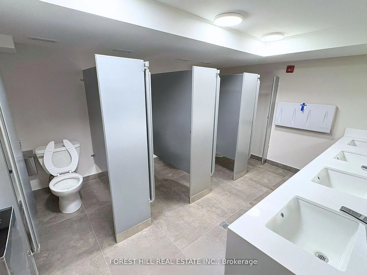 3429 Yonge Street — photo 22