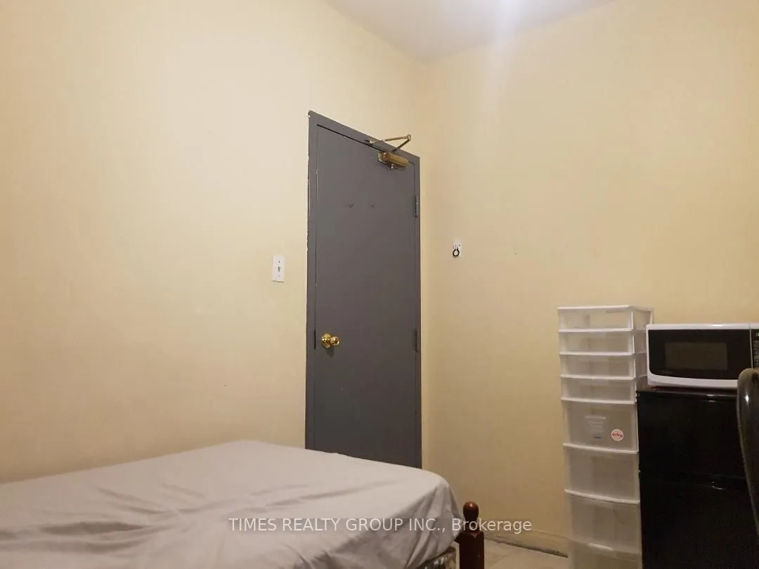 66-66A-68 Pembroke Street — photo 22