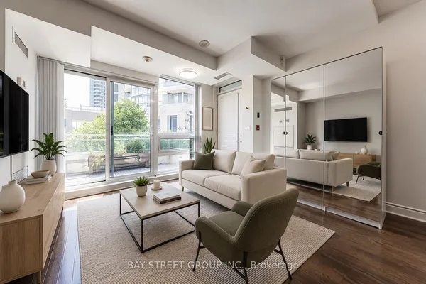 31 Olive Avenue — photo 2