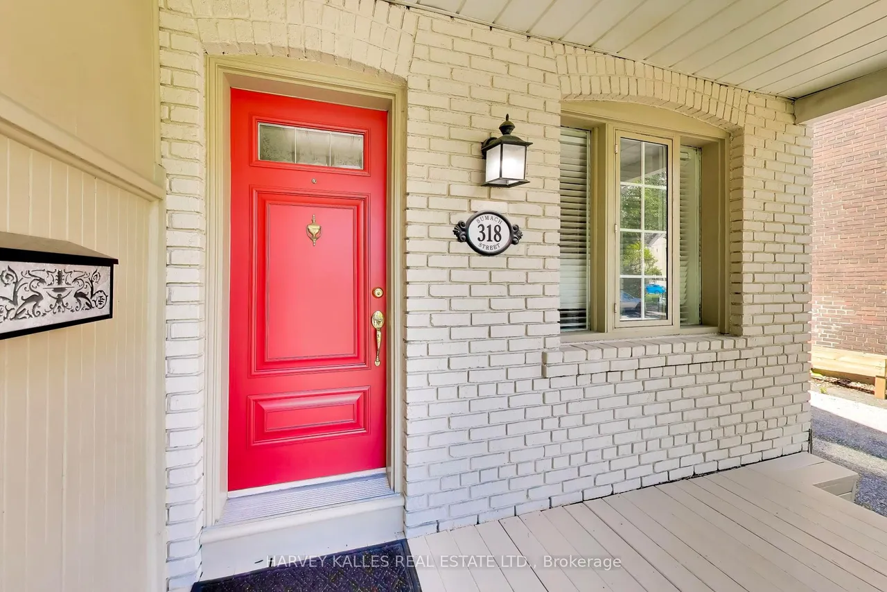 318 Sumach Street — photo 3