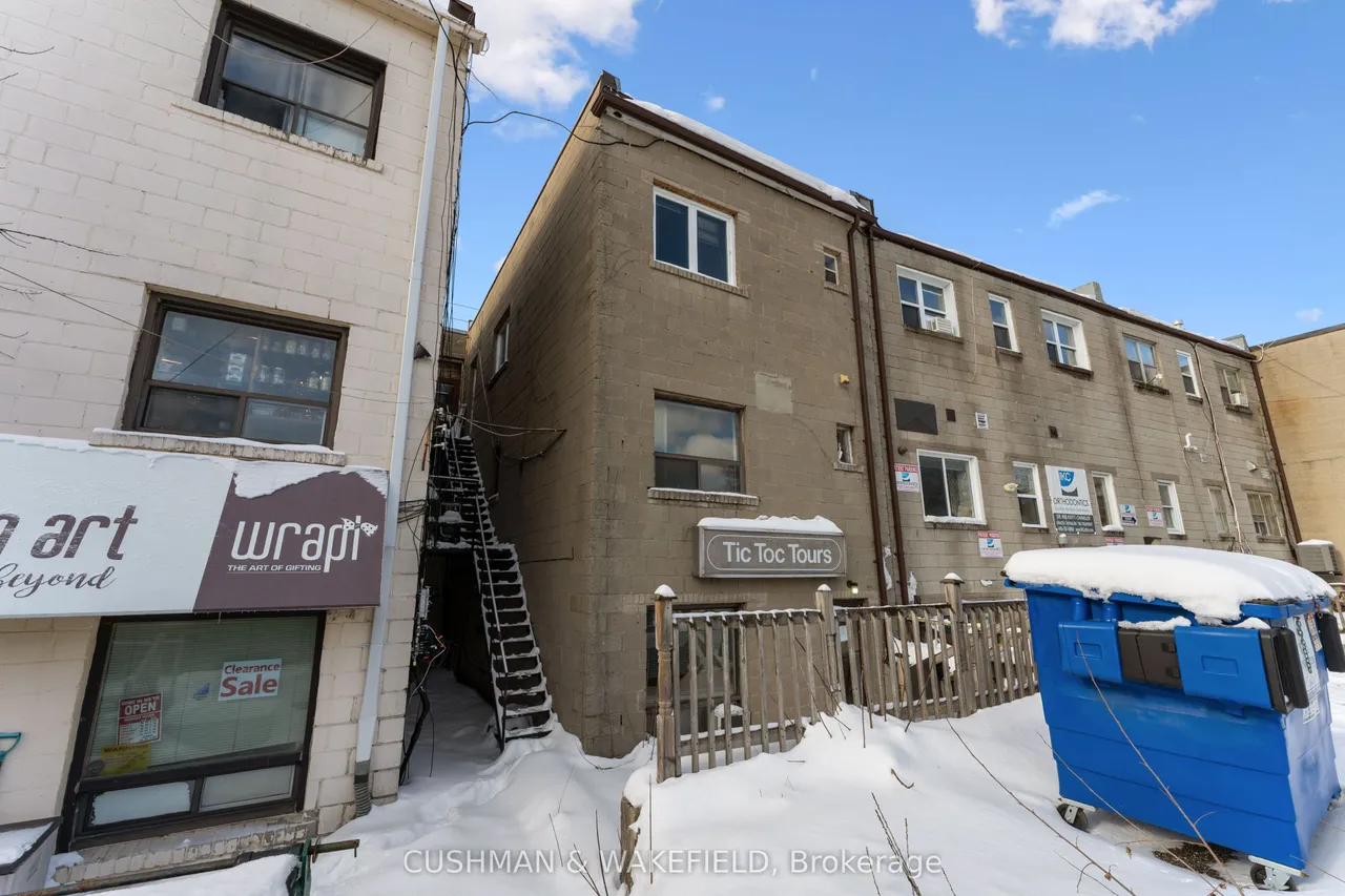 2823 Bathurst Street — photo 20