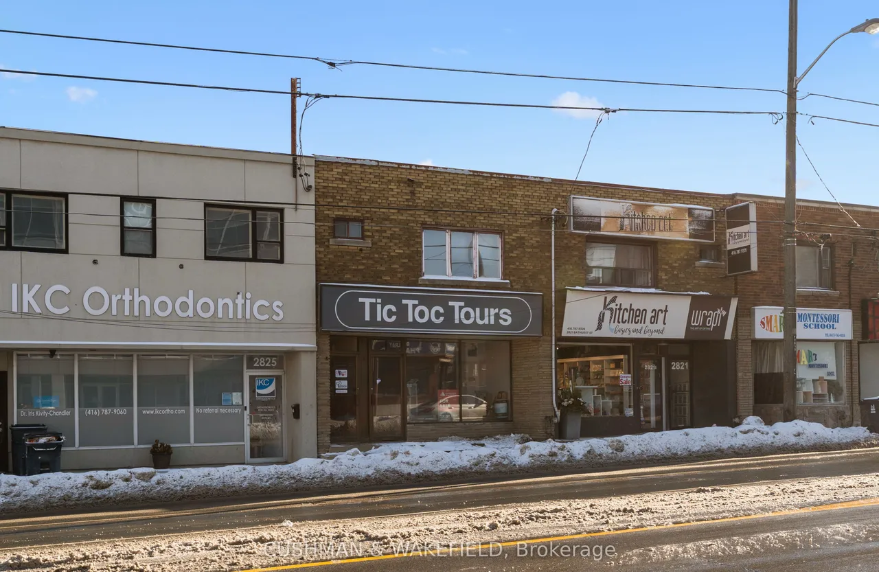 2823 Bathurst Street — photo 3