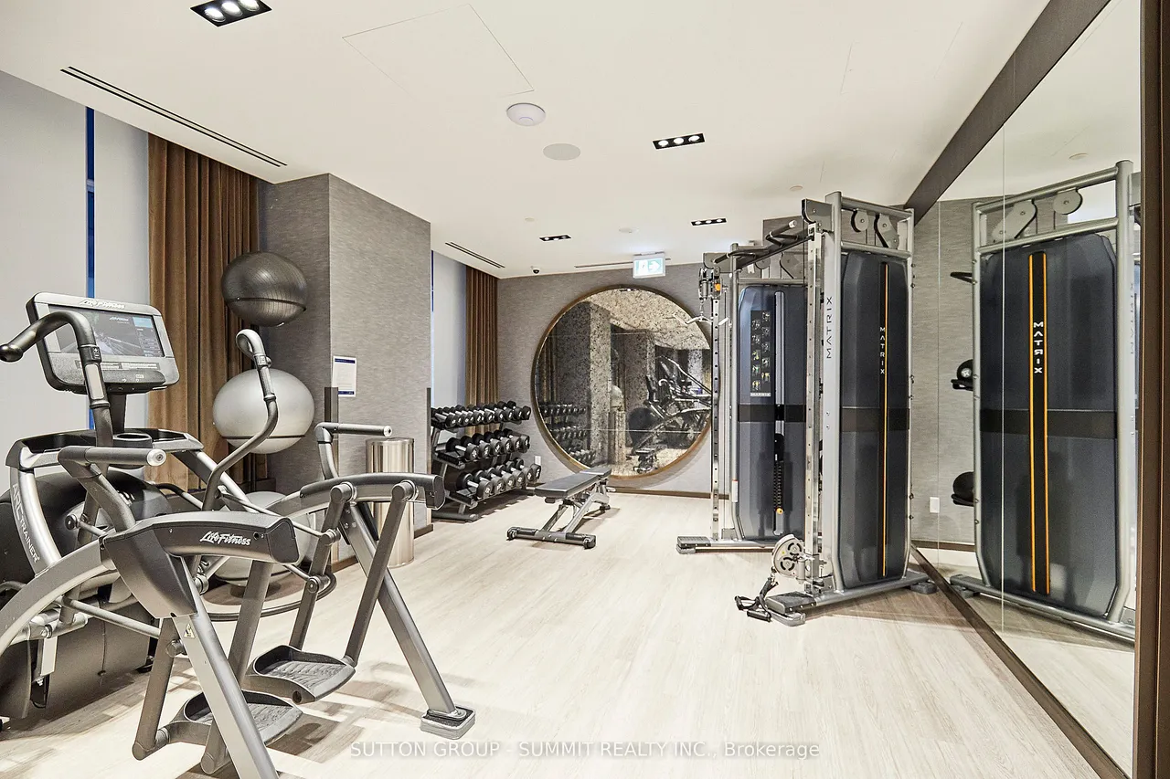 771 YONGE Street — photo 35