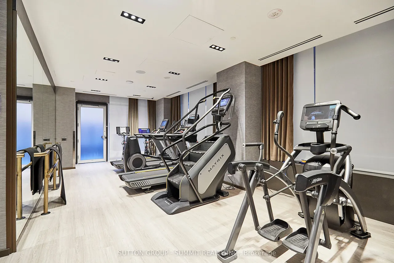 771 YONGE Street — photo 36