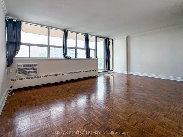 5949 Yonge Street — photo 2