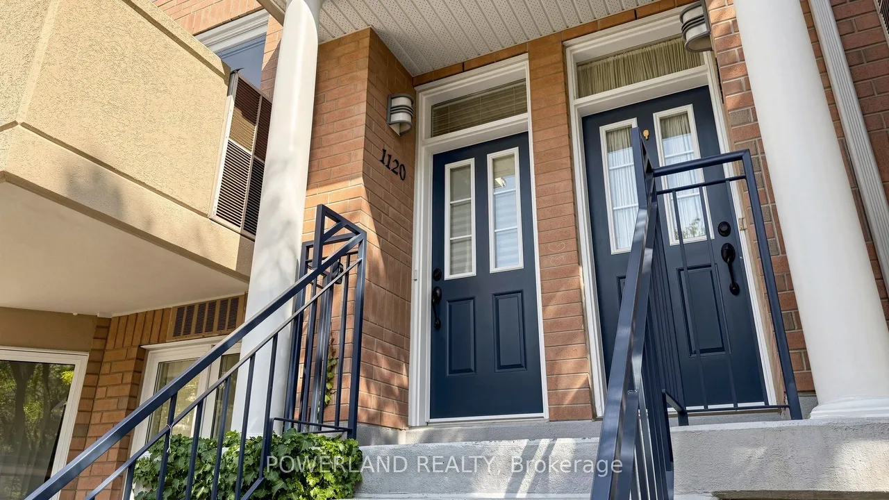 28 Sommerset Way — photo 2