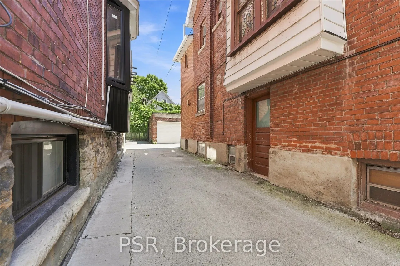 67 Oakwood Avenue — photo 48