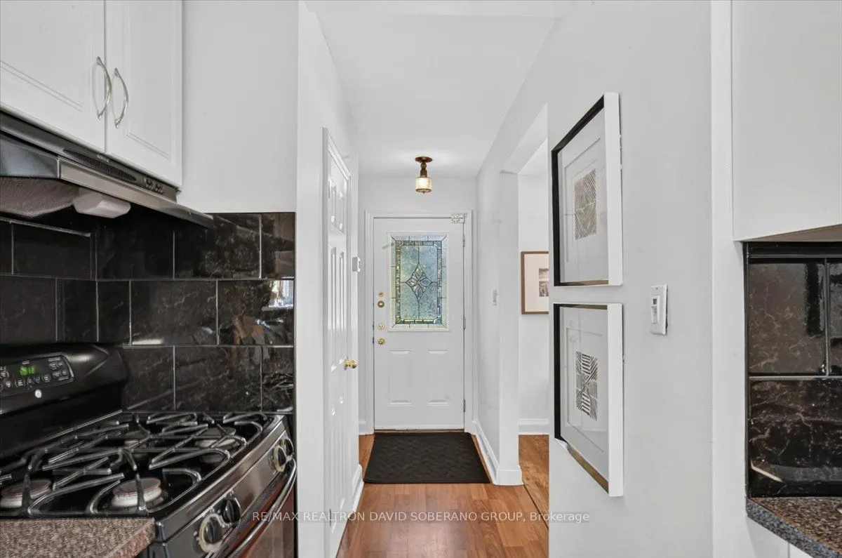 122 Mcgillivray Avenue — photo 3