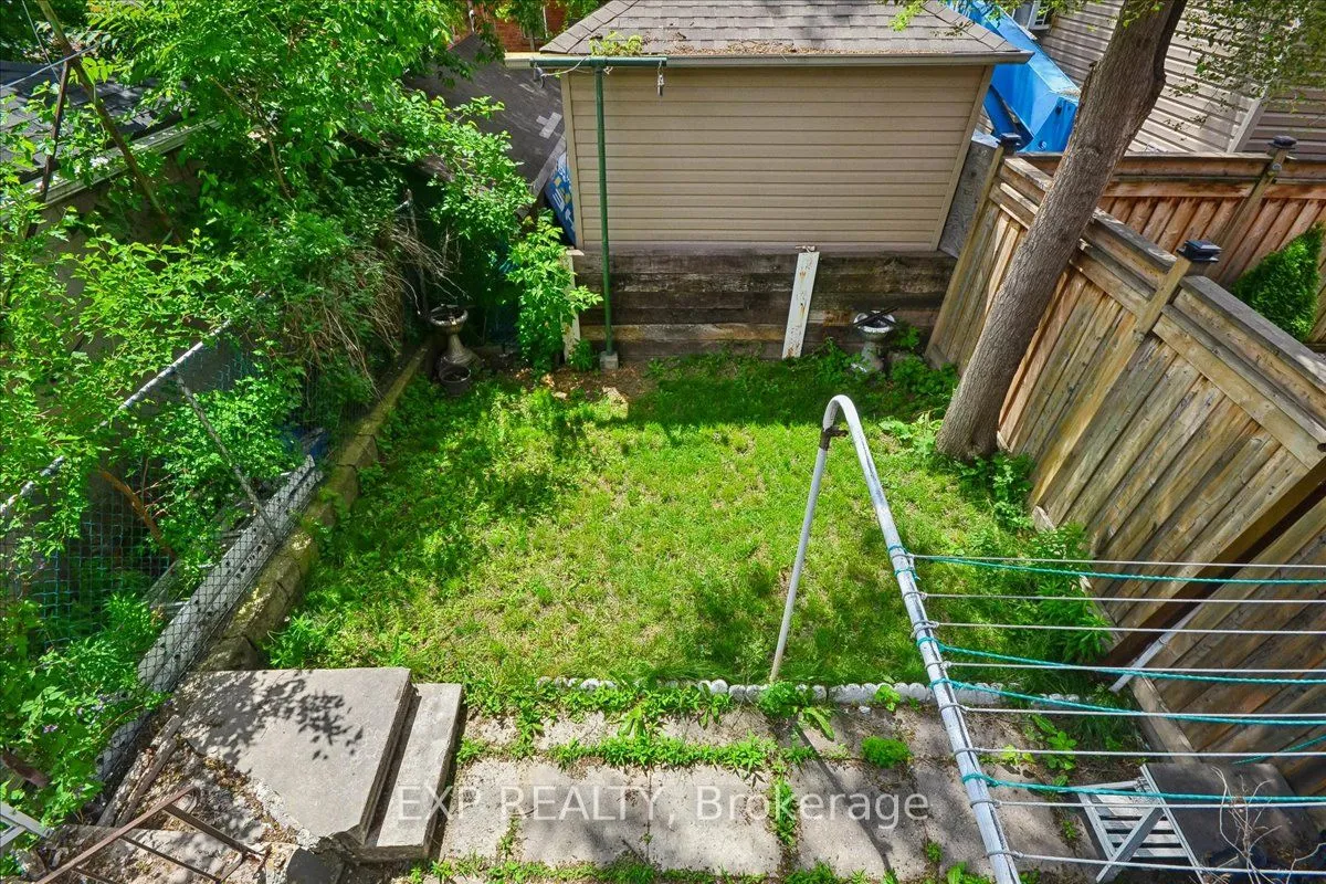 346 Westmount Avenue — photo 27
