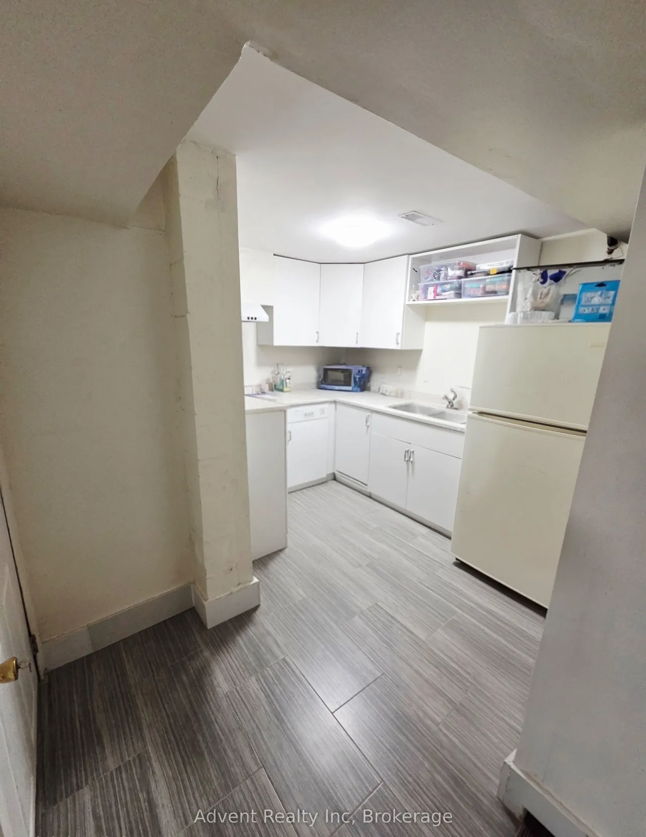 800 Davenport Road — photo 16