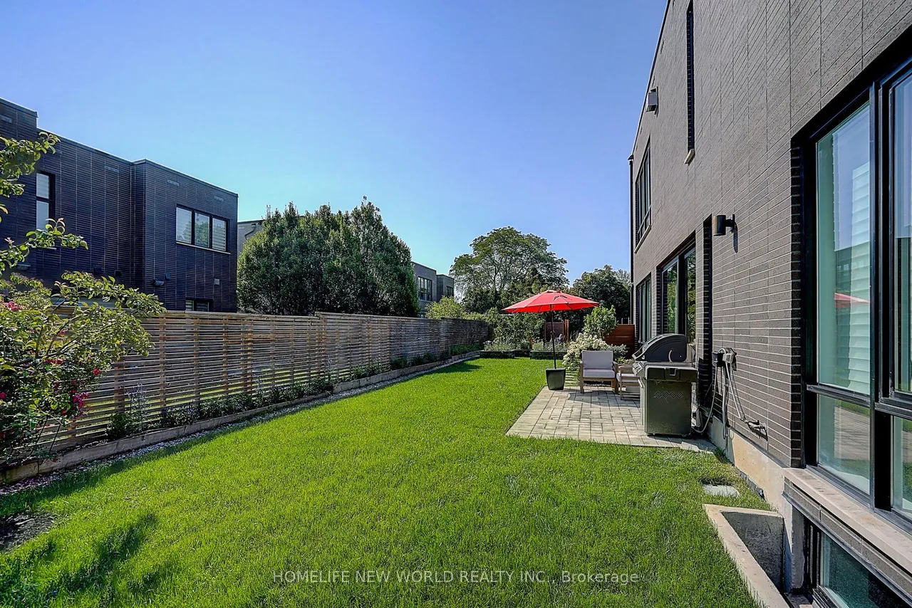 7 Valliere Place W — photo 50