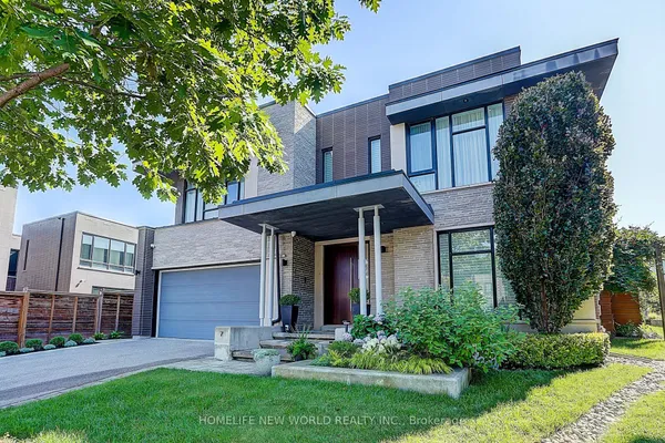7 Valliere Place W — photo 2