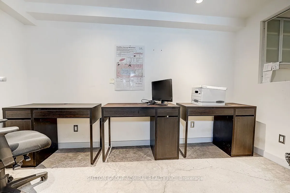1184 Eglinton Avenue W — photo 41