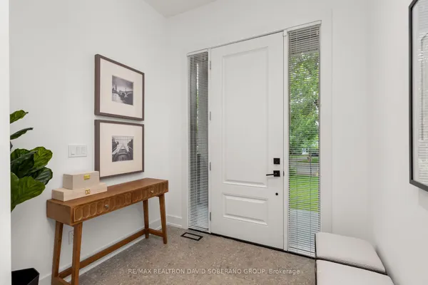 11 Barclay Road — photo 2