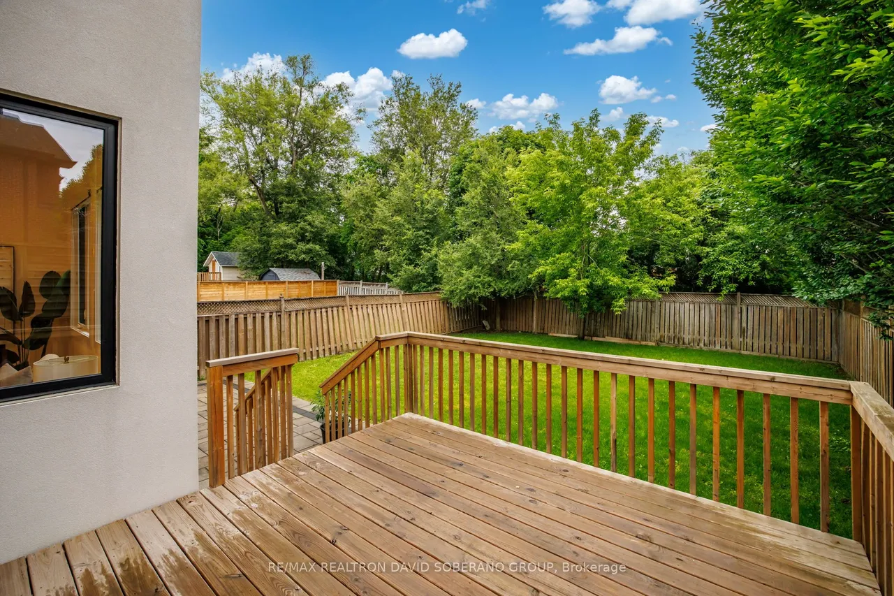 11 Barclay Road — photo 14