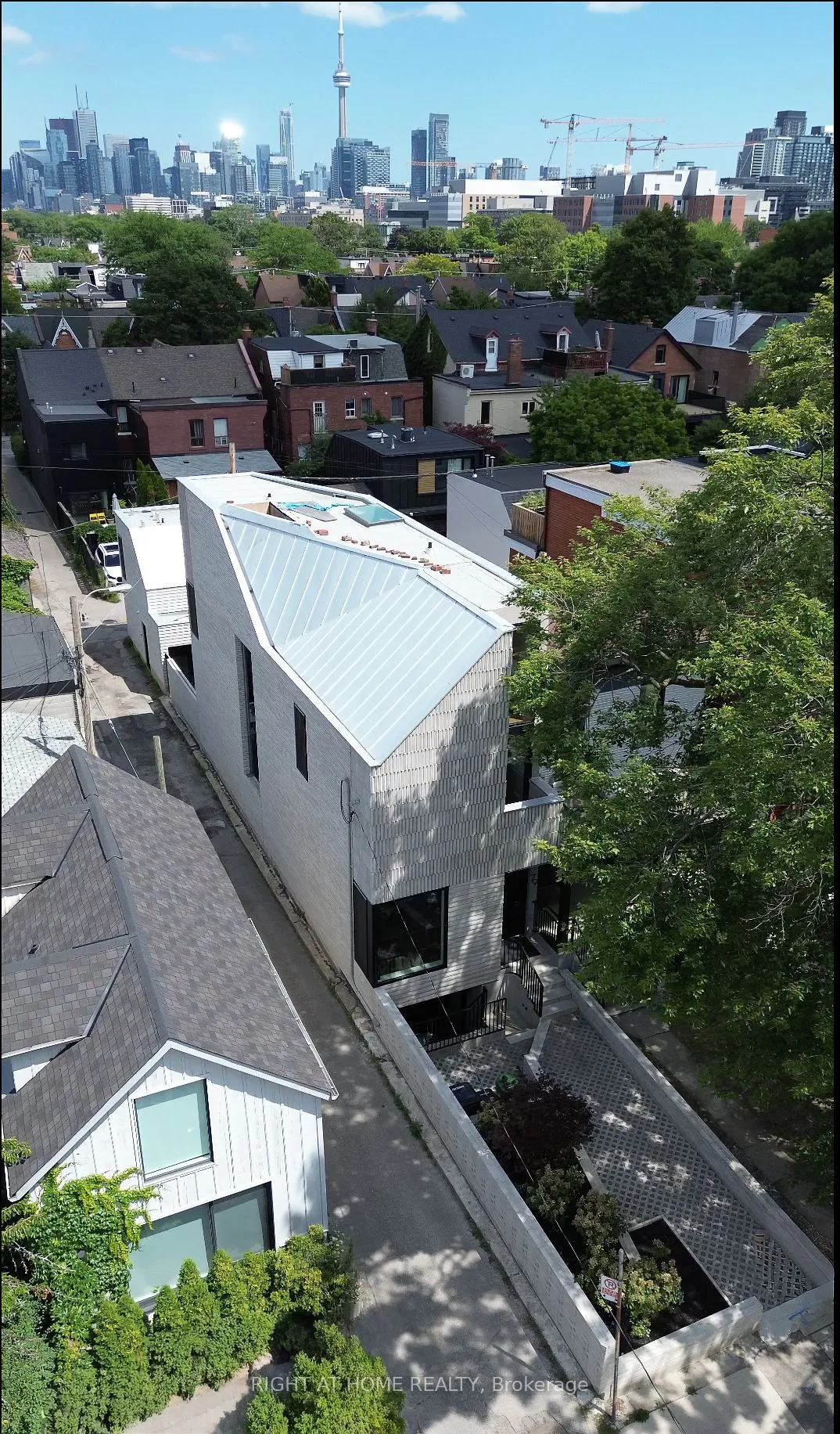 79 Northcote Avenue — photo 46