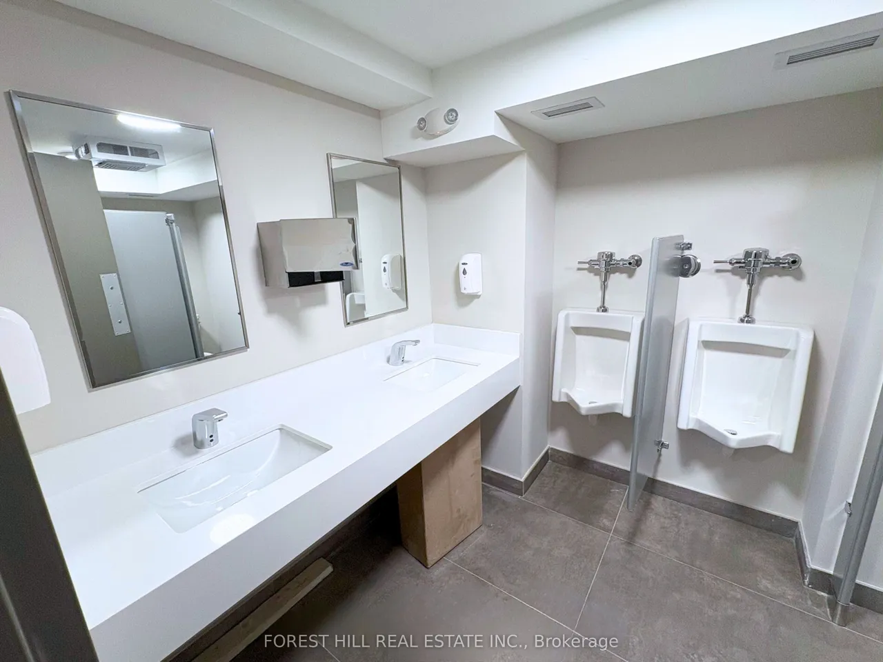 3429 Yonge Street — photo 24