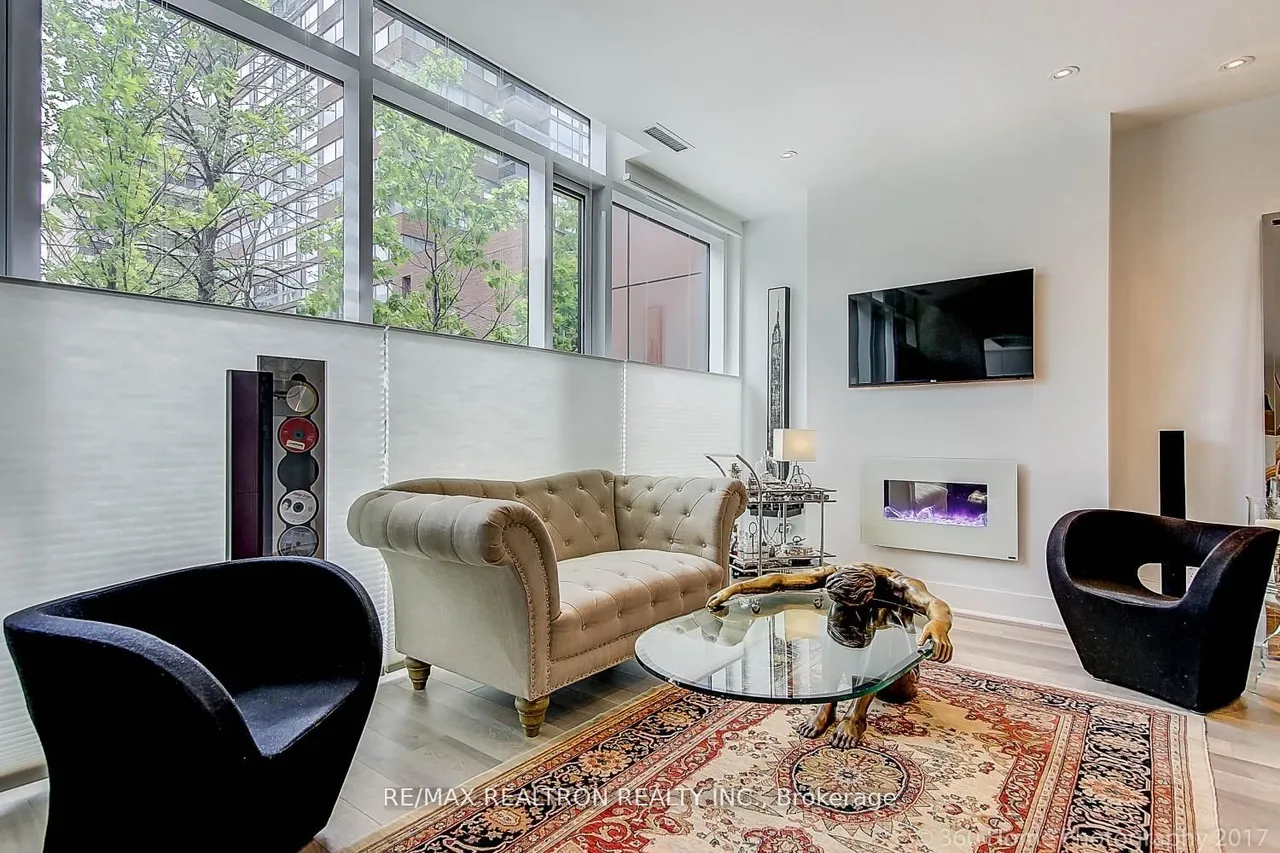 32 DAVENPORT Road — photo 3
