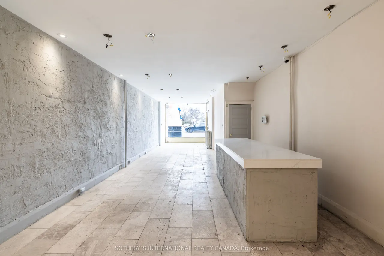 3236 Yonge Street — photo 3