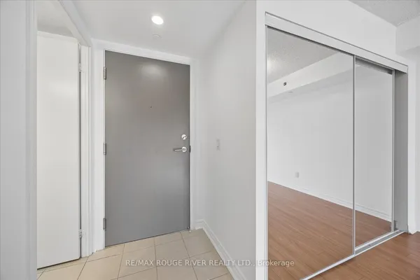 35 Saranac Boulevard — photo 2