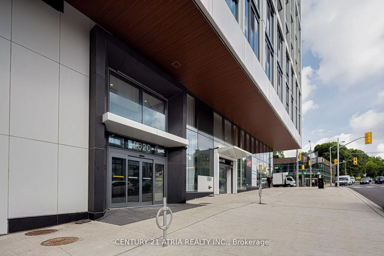 2020 Bathurst Street — photo 34