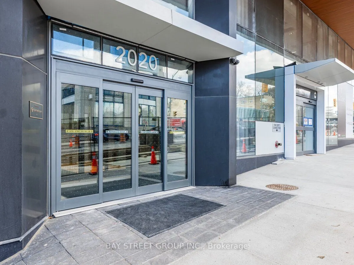 2020 Bathurst Street — photo 20