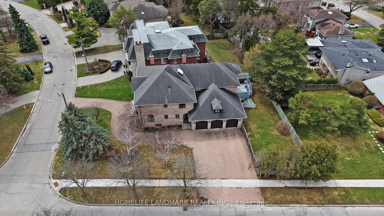 20 Blaine Drive — photo 42