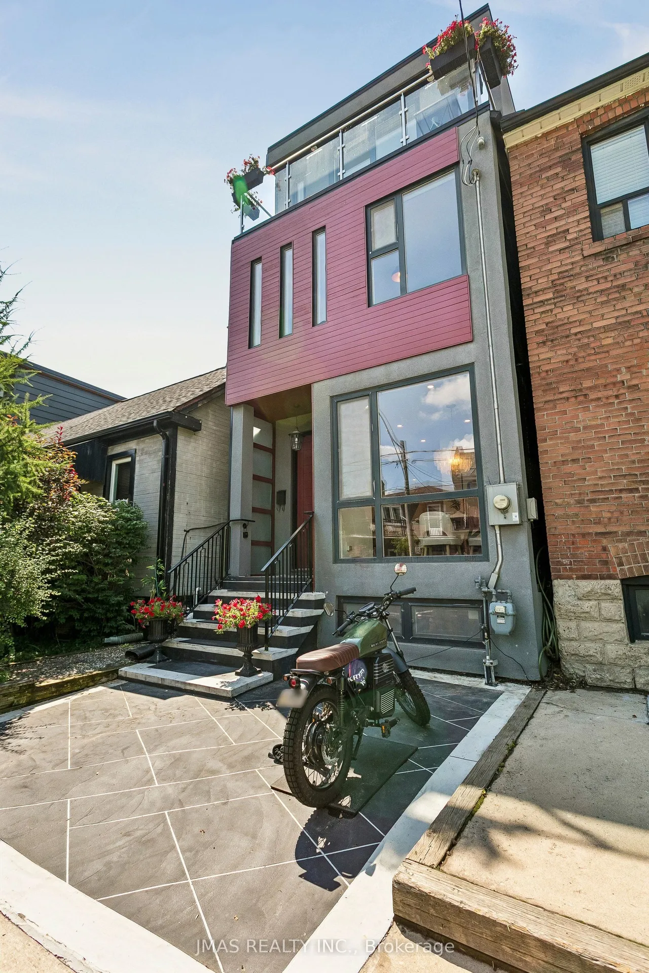 268 Manning Avenue — photo 33
