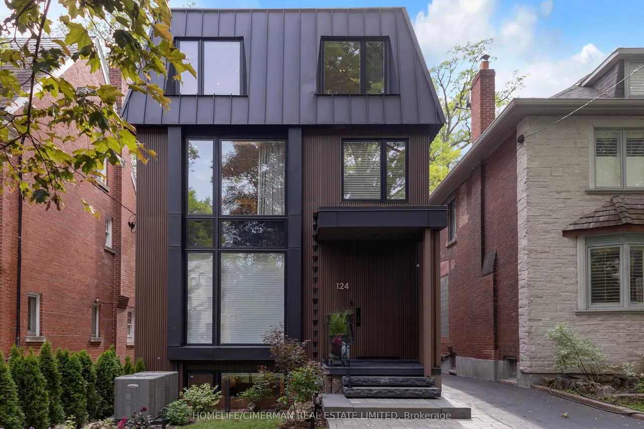 124 Lyndhurst Avenue