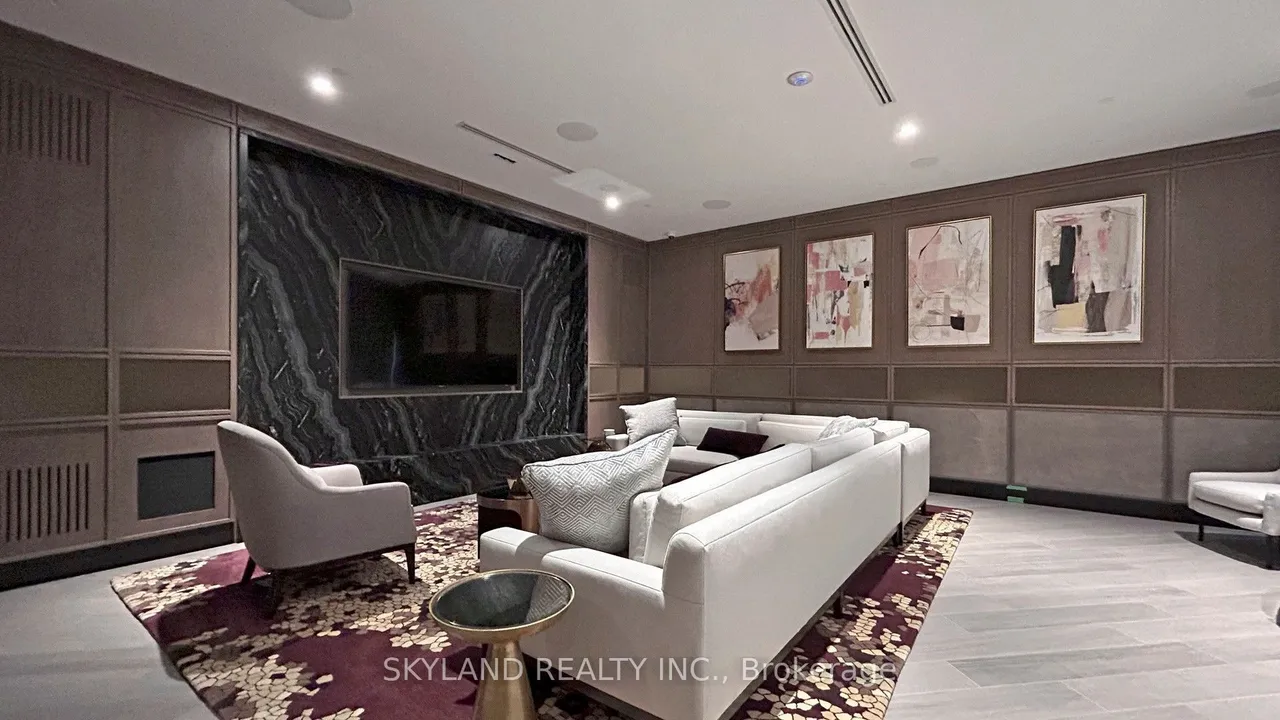 30 Inn On The Park Drive — photo 47