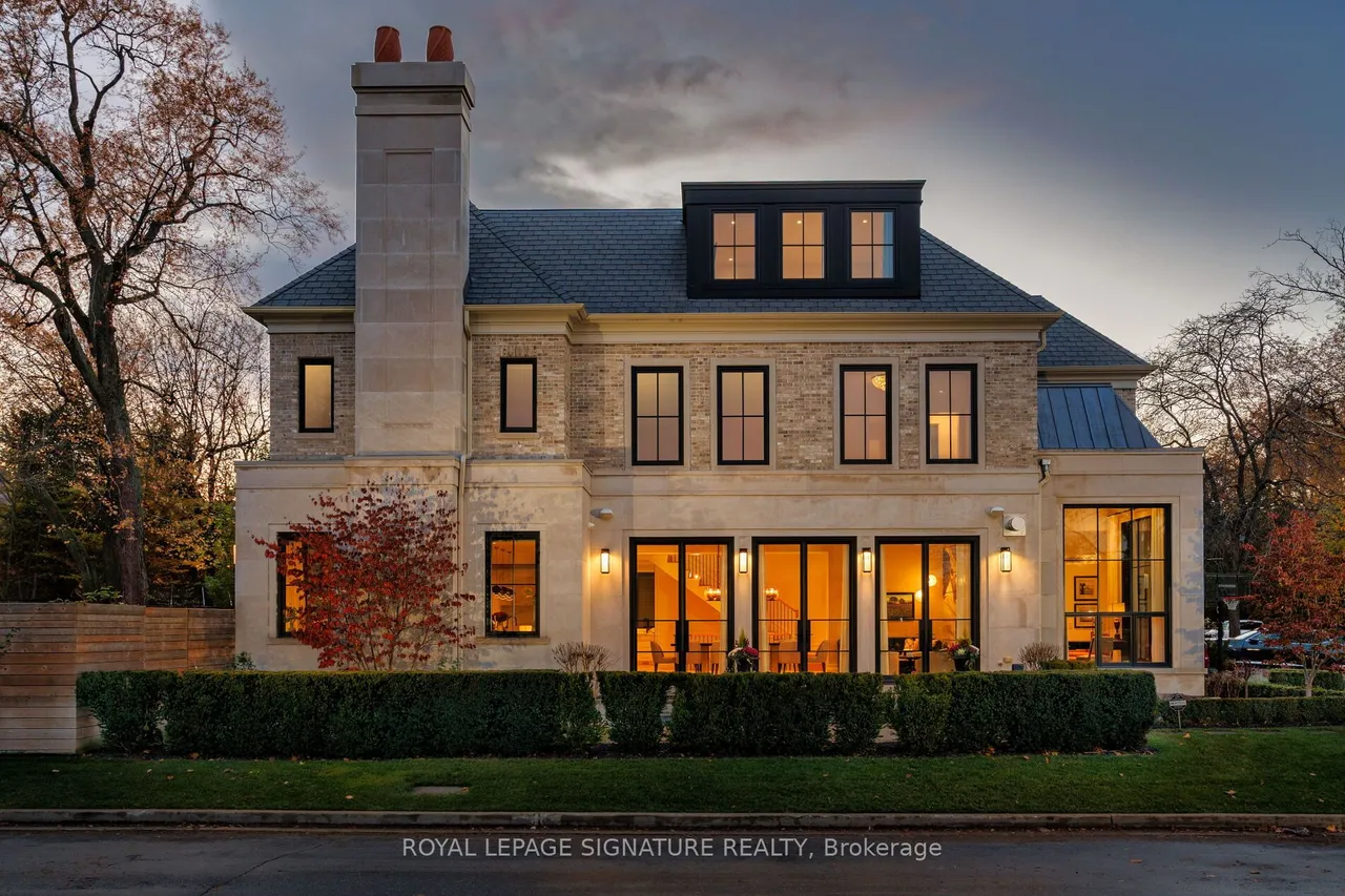207 Strathallan Boulevard — photo 3