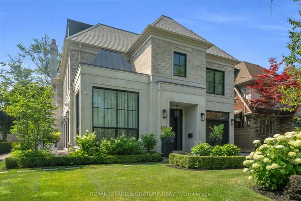 207 Strathallan Boulevard — photo 2