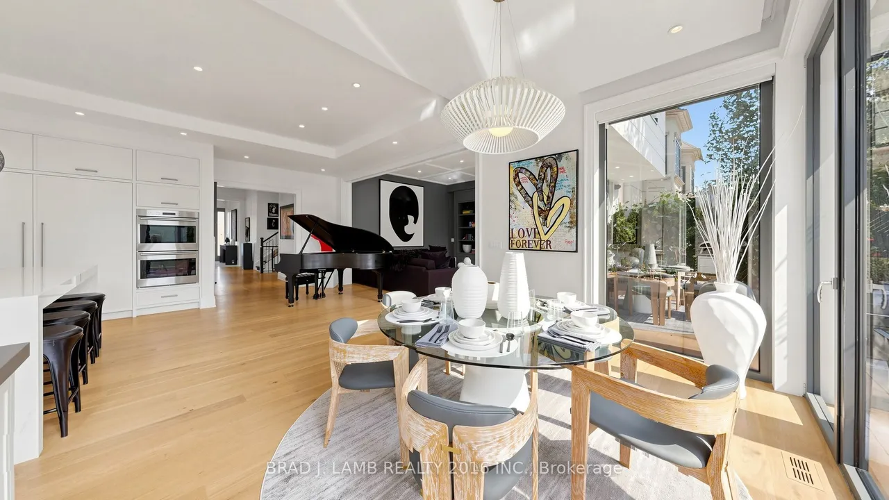 22 Glenayr Road — photo 3